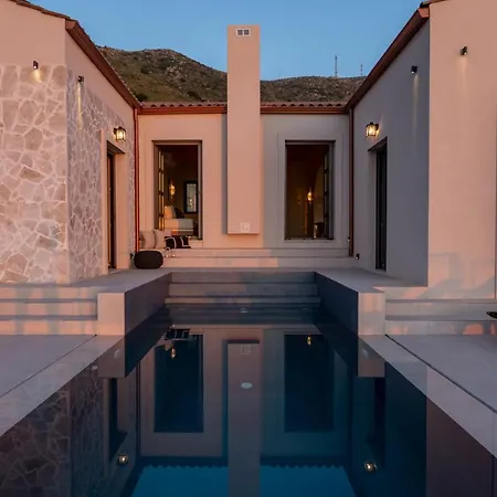 Villa J&c Luxury Ászosz