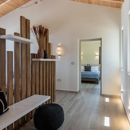 J&c Luxury Villa